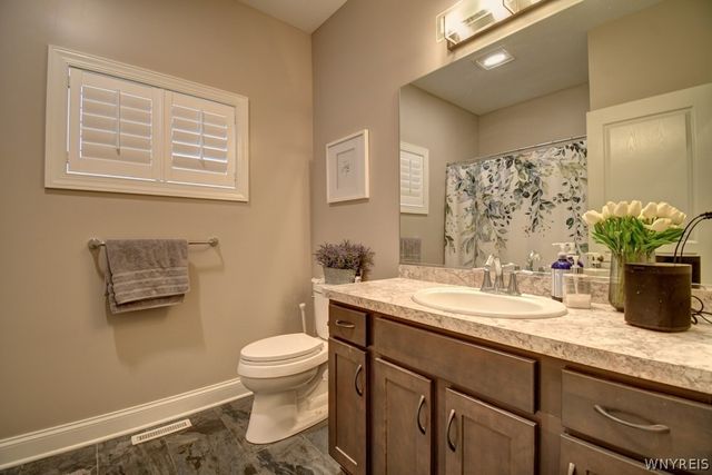 45 Nicole Court, Amherst, NY 14051