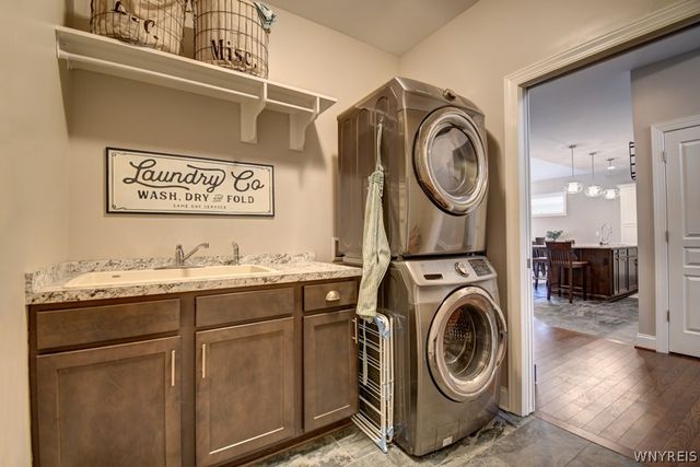 45 Nicole Court, Amherst, NY 14051