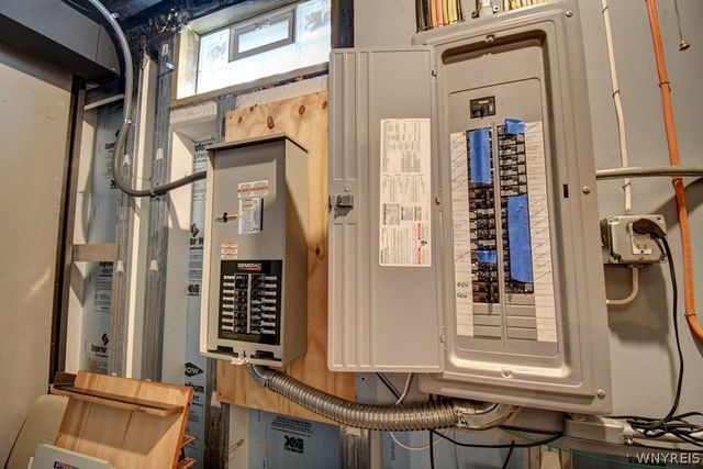 45 Nicole Court, Amherst, NY 14051