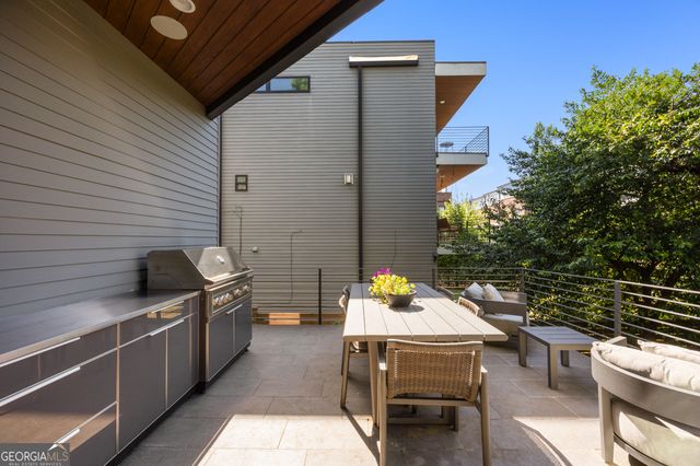 640 East Avenue NE, Atlanta, GA 30312