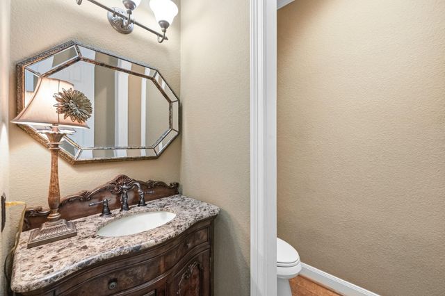 6110 Country Falls Lane, Kingwood, TX 77345