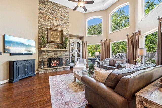 6110 Country Falls Lane, Kingwood, TX 77345