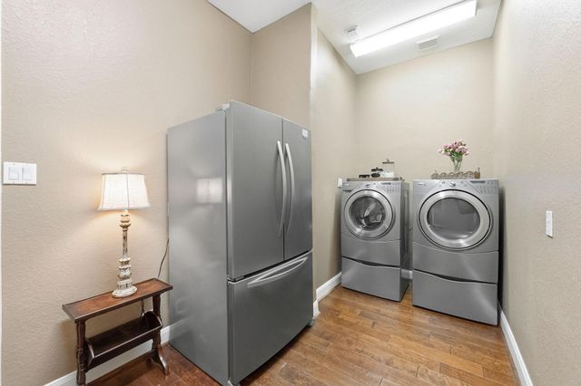 6110 Country Falls Lane, Kingwood, TX 77345