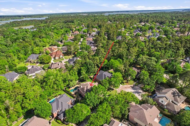 6110 Country Falls Lane, Kingwood, TX 77345