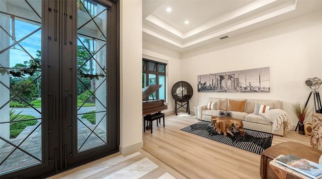 650 OAKS CREEK COURT, Osprey, FL 34229