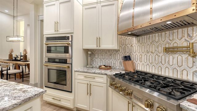 650 OAKS CREEK COURT, Osprey, FL 34229