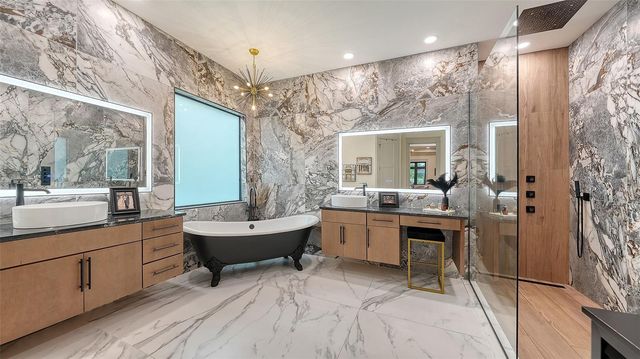 650 OAKS CREEK COURT, Osprey, FL 34229