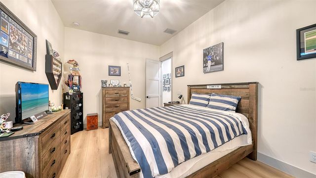 650 OAKS CREEK COURT, Osprey, FL 34229