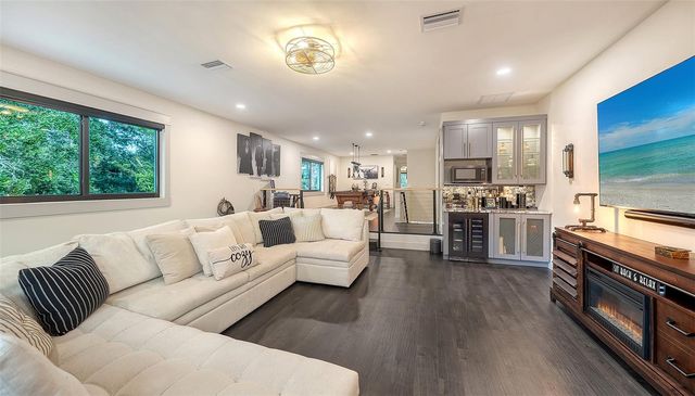 650 OAKS CREEK COURT, Osprey, FL 34229