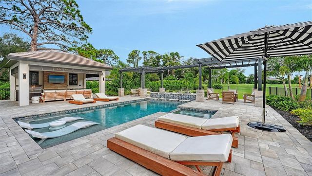650 OAKS CREEK COURT, Osprey, FL 34229