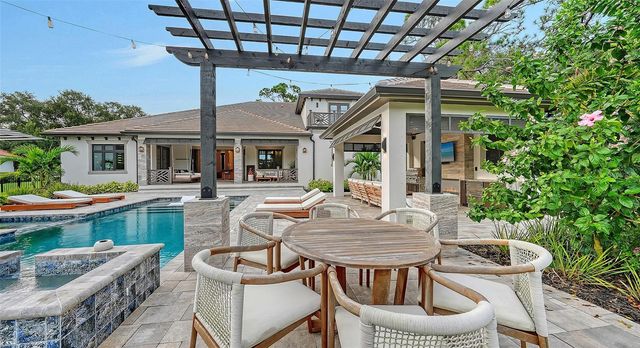 650 OAKS CREEK COURT, Osprey, FL 34229