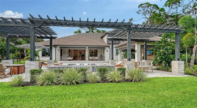 650 OAKS CREEK COURT, Osprey, FL 34229