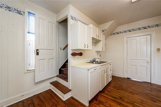 442 HARRISON AVE, City Of Greensburg, PA 15601