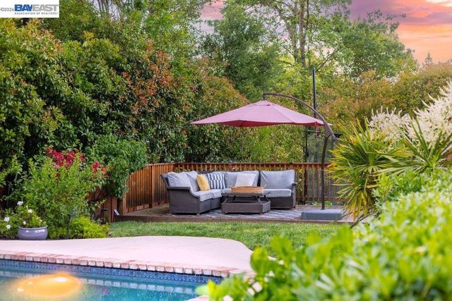 1615 Ramona Way, Alamo, CA 94507