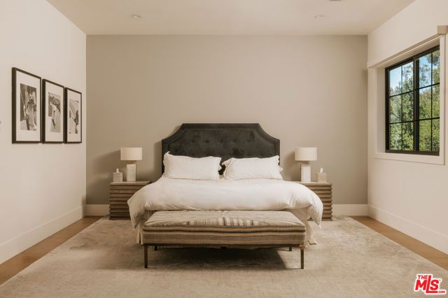13423 Bayliss Road, Los Angeles, CA 90049