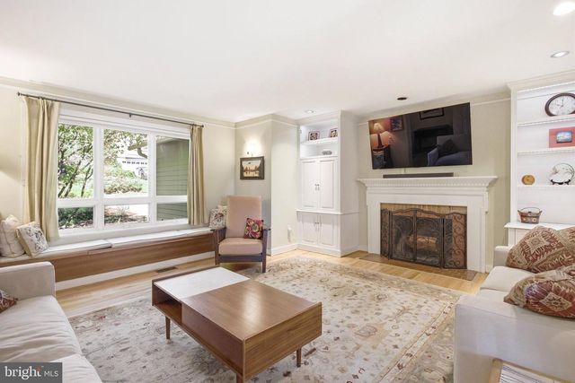 6505 BLUE WING DR, Alexandria, VA 22307