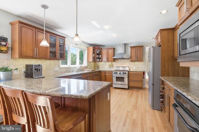 6505 BLUE WING DR, Alexandria, VA 22307