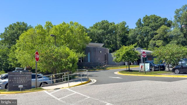 6505 BLUE WING DR, Alexandria, VA 22307