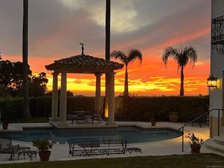 6692 La Jolla Scenic Dr S, La Jolla, CA 92037