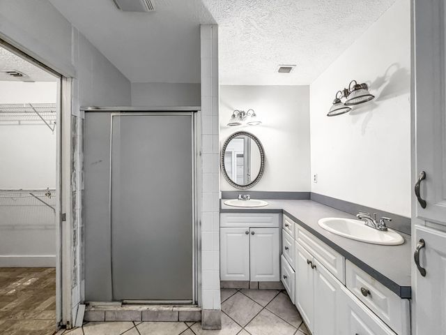 501 Pilgrim Road, West Palm Beach, FL 33405