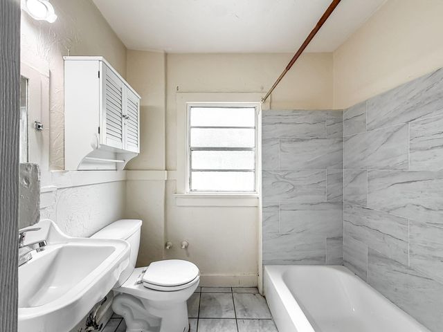 501 Pilgrim Road, West Palm Beach, FL 33405