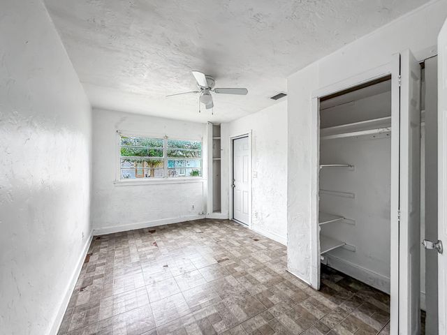 501 Pilgrim Road, West Palm Beach, FL 33405