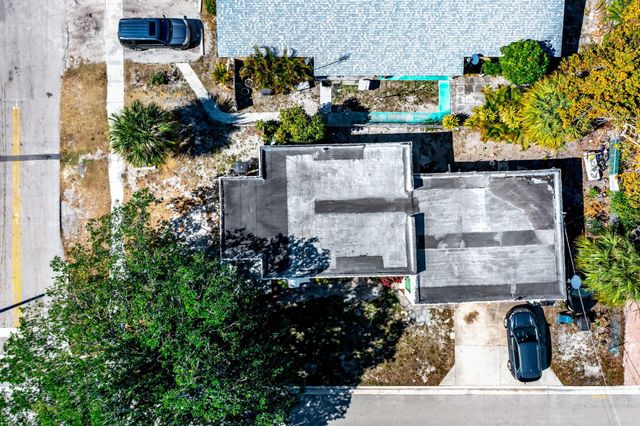 501 Pilgrim Road, West Palm Beach, FL 33405