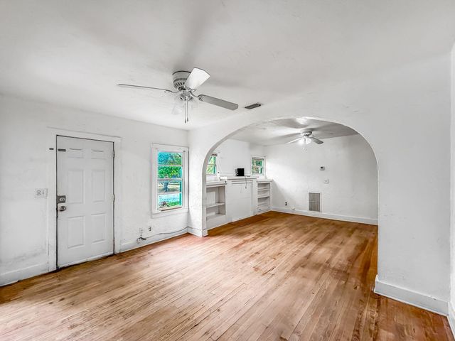 501 Pilgrim Road, West Palm Beach, FL 33405