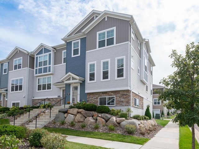 837 Roselyn Drive, Victoria, MN 55386