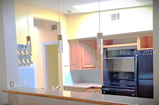 1001 Broad River Dr, Beaufort, SC 29906