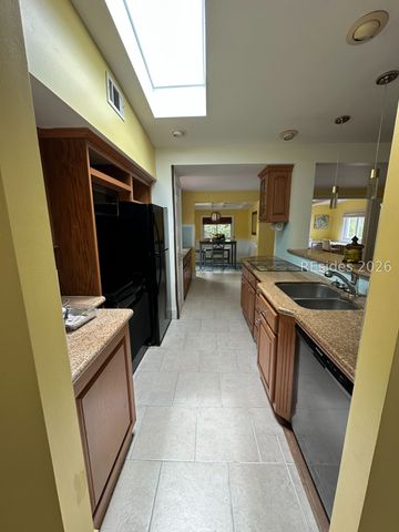 1001 Broad River Dr, Beaufort, SC 29906