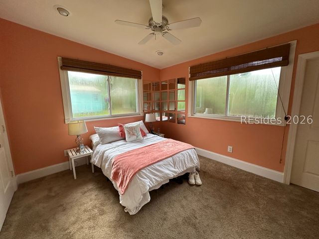 1001 Broad River Dr, Beaufort, SC 29906