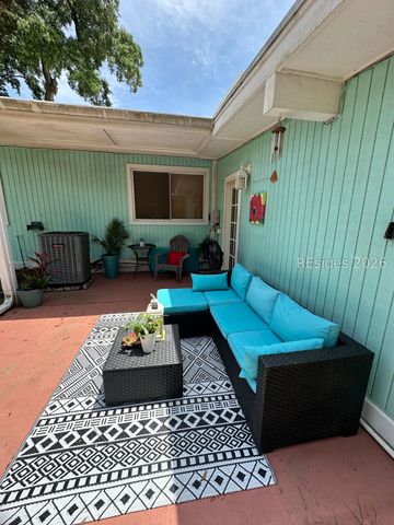 1001 Broad River Dr, Beaufort, SC 29906