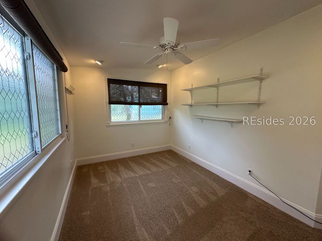 1001 Broad River Dr, Beaufort, SC 29906