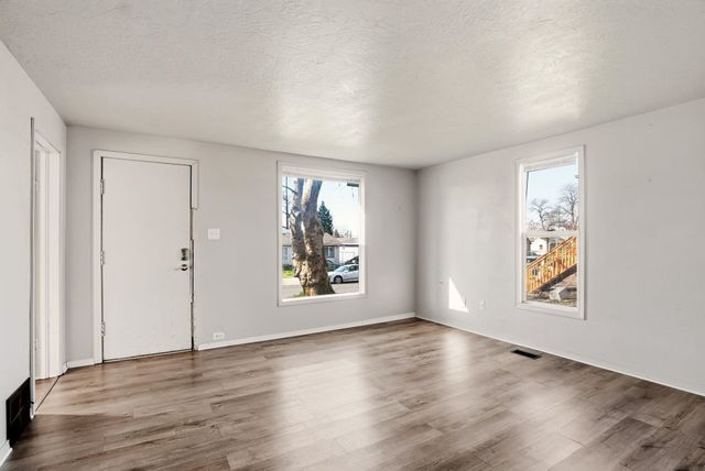 707 E Kiernan Ave, Spokane, WA 99207