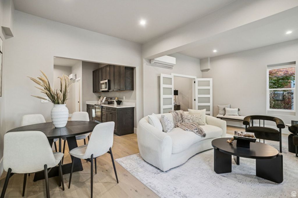 341 W REED AVE, Salt Lake City, UT 84103