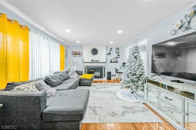 633 Woodland Ave, Plainfield City, NJ 07062