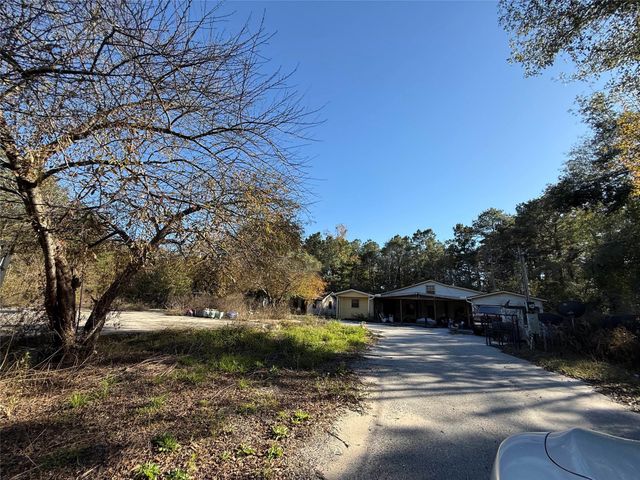 719 County Rd 3880, Cleveland, TX 77328