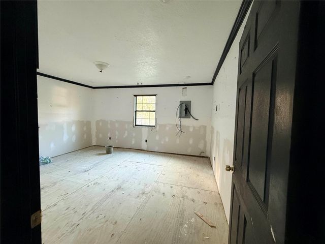 719 County Rd 3880, Cleveland, TX 77328