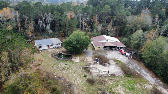 719 County Rd 3880, Cleveland, TX 77328