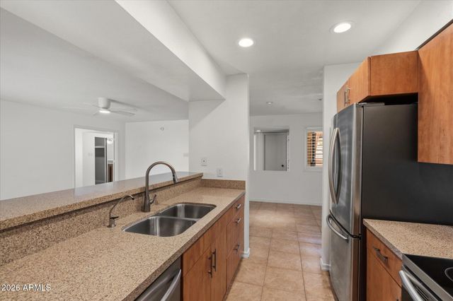 9340 N 92ND Street 101, Scottsdale, AZ 85258