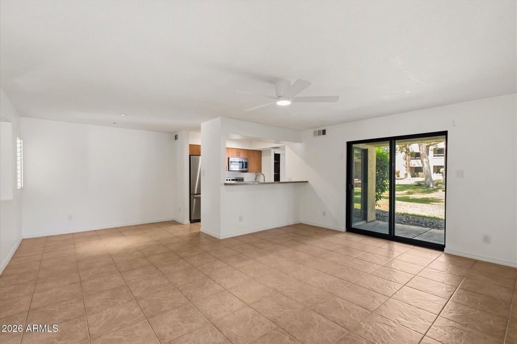 9340 N 92ND Street 101, Scottsdale, AZ 85258 — photo 2