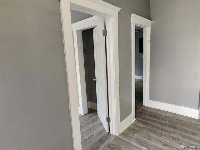 8880 Bryden Street, Detroit, MI 48204