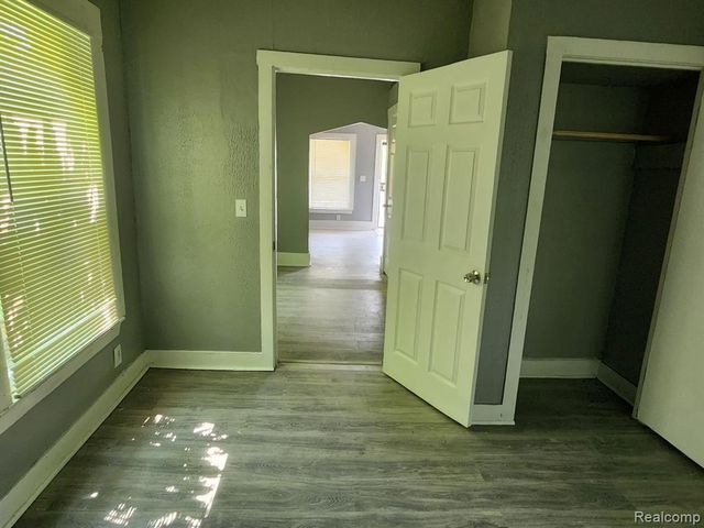 8880 Bryden Street, Detroit, MI 48204