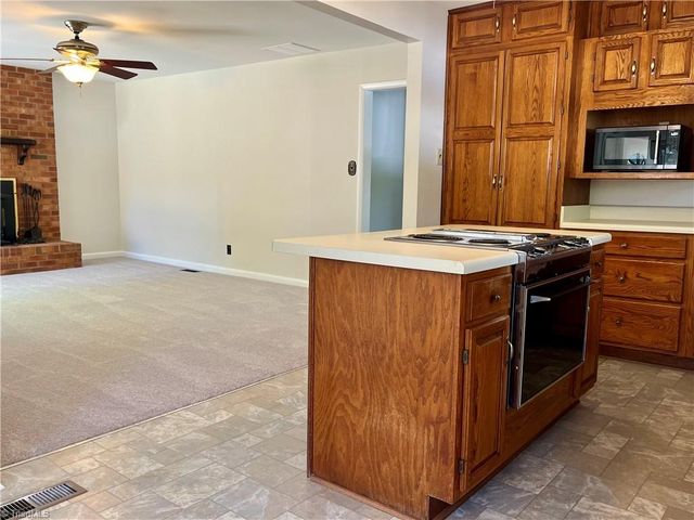 2223 Woodberry Drive, Greensboro, NC 27403