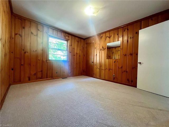 2223 Woodberry Drive, Greensboro, NC 27403