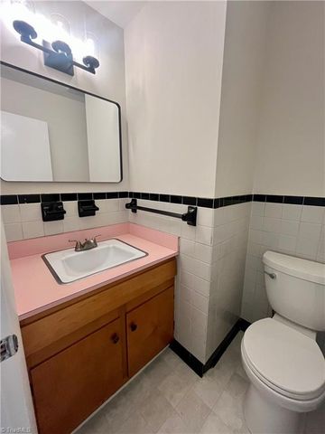 2223 Woodberry Drive, Greensboro, NC 27403