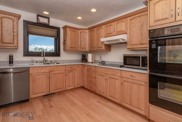 1013 E Missoula Avenue, Belgrade, MT 59714