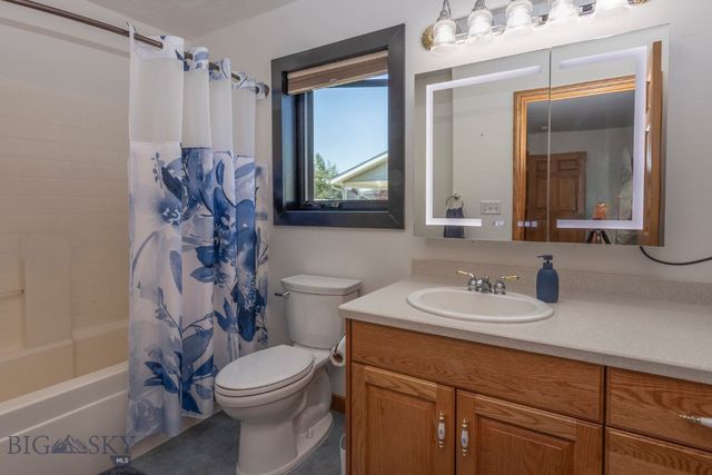 1013 E Missoula Avenue, Belgrade, MT 59714