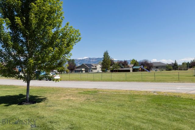 1013 E Missoula Avenue, Belgrade, MT 59714